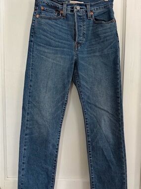 Wedgie Straight Leg Levi’s